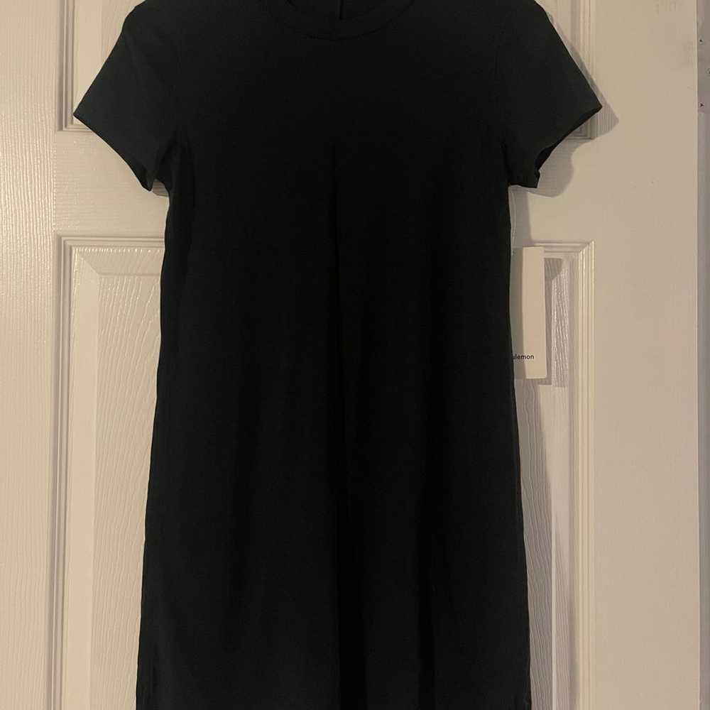 lululemon classic-fit cotton blend t-shirt dress - image 1