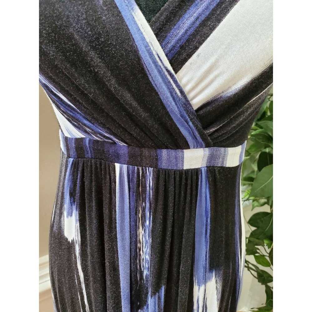 Matty M Women's Multicolor Rayon V-Neck Sleeveles… - image 3