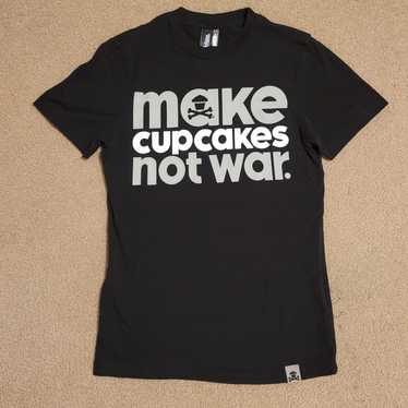 JOHNNY CUPCAKES Make Cupcakes Not War Shirt - image 1