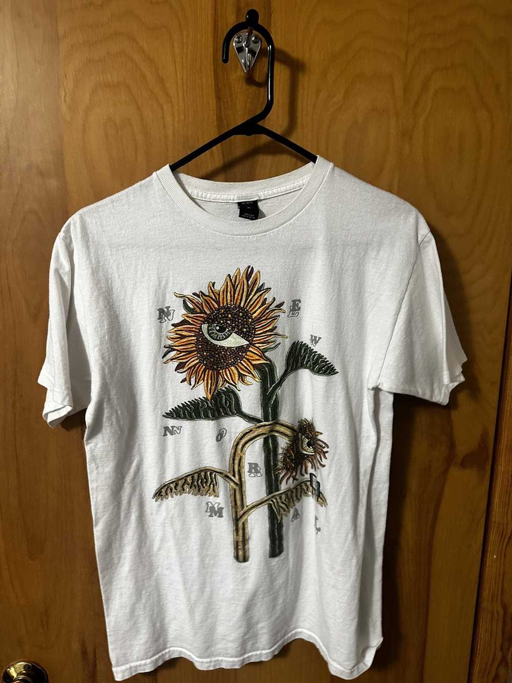 10 Deep 10 deep sunflower tshirt - image 1