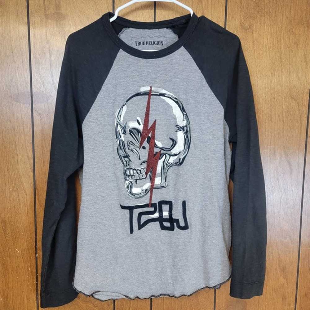 True Religion Men's TRBJ Skull Raglan Long Sleeve… - image 1