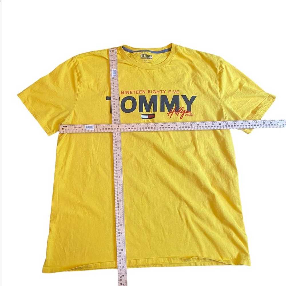 Vintage Tommy Hilfiger size 2XL T-shirt - image 2