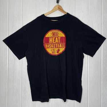 Vintage NBA Miami Heat Basketball T-Shirt  3XL  B… - image 1