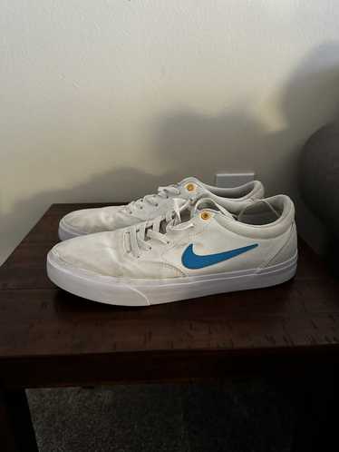 Nike White Nike Size 10 Men’s Tennis shoes - image 1