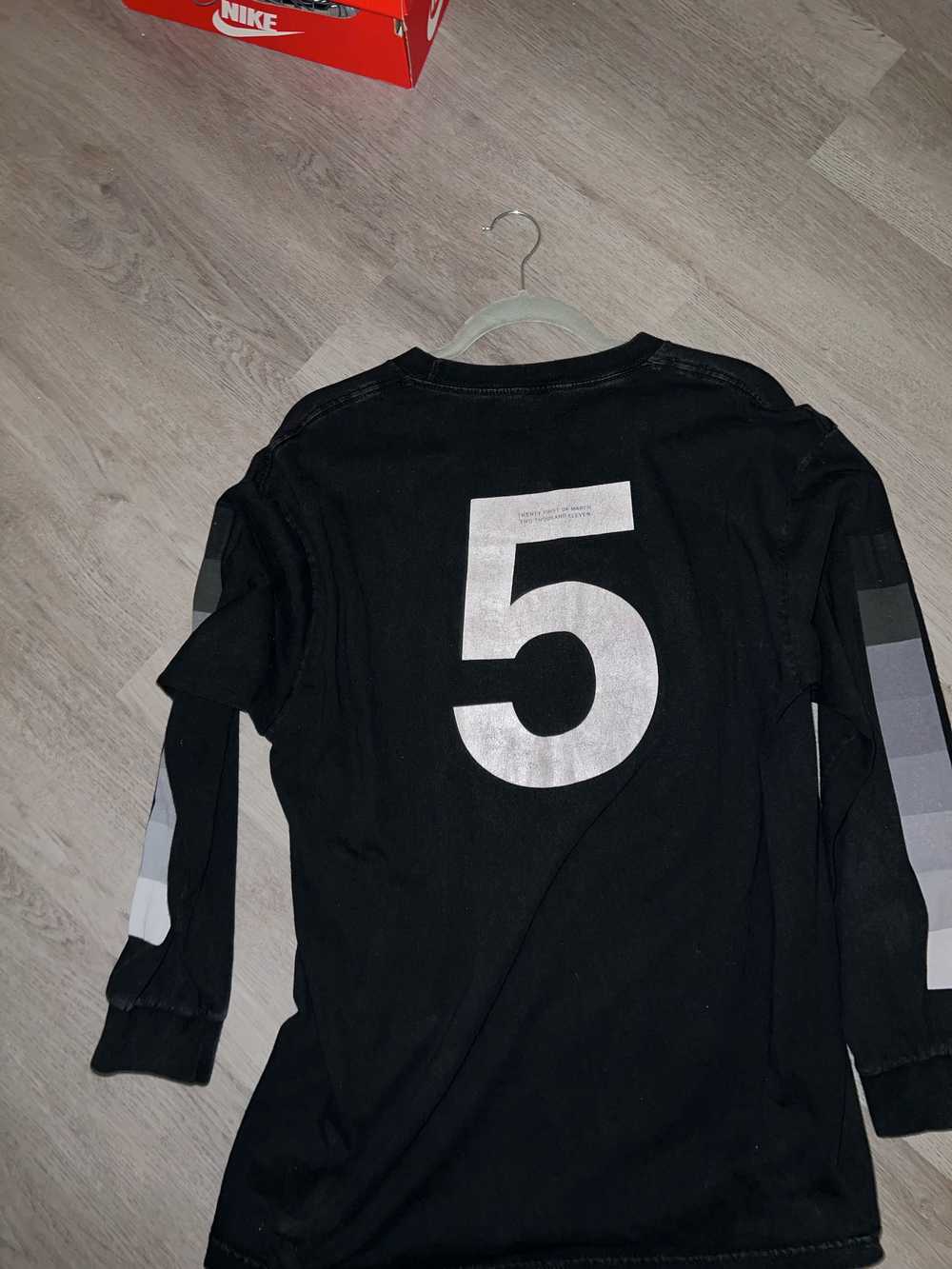 The Weeknd × XO The Weeknd HOB 5 year long sleeve… - image 6