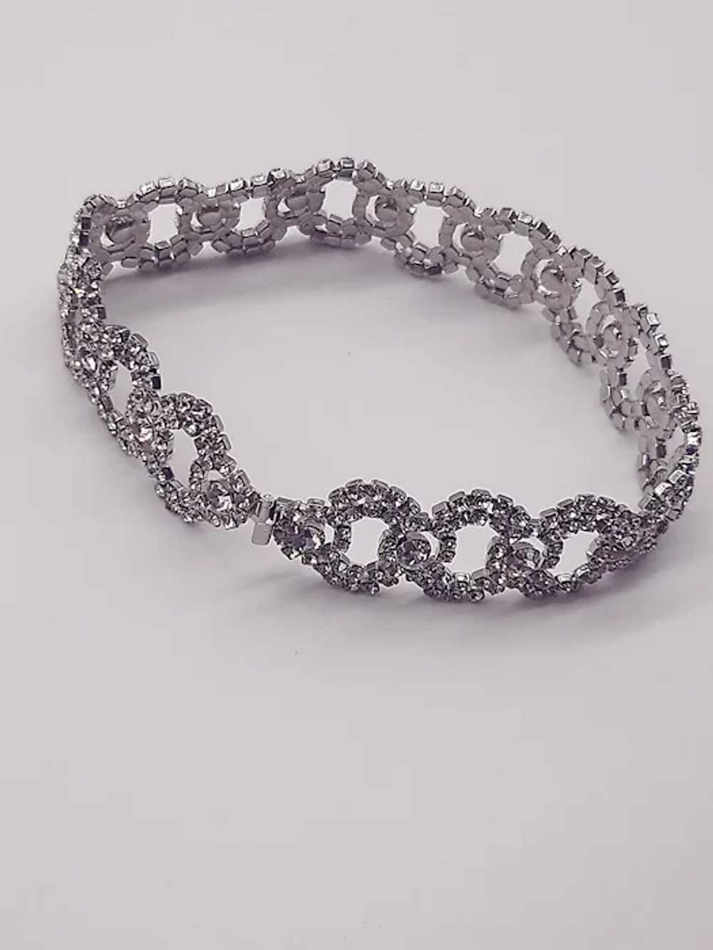 Vintage clear silver tone chocker necklace - image 4