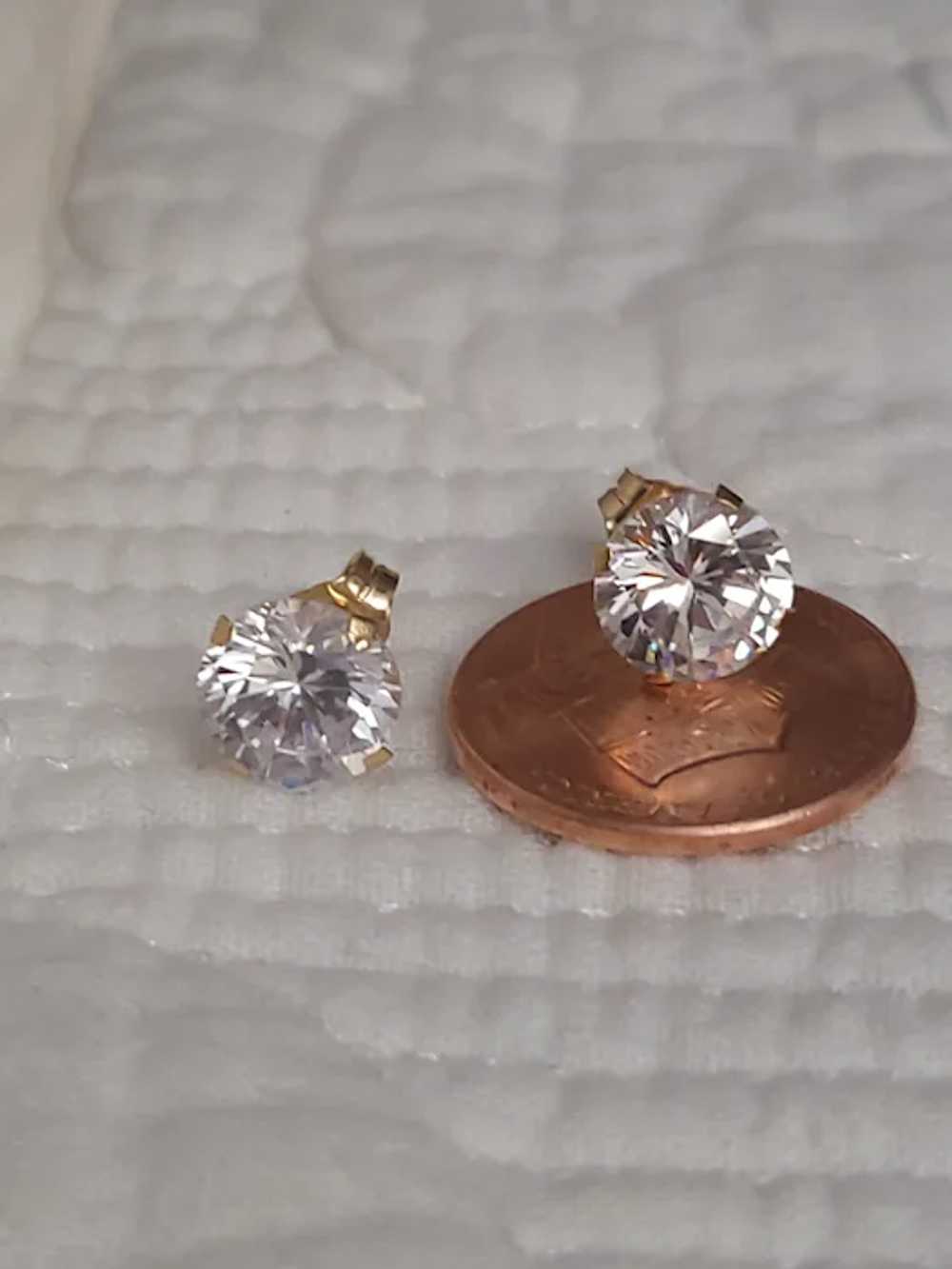 14K Gold Crystal Stud Earrings 2CT Each - image 11