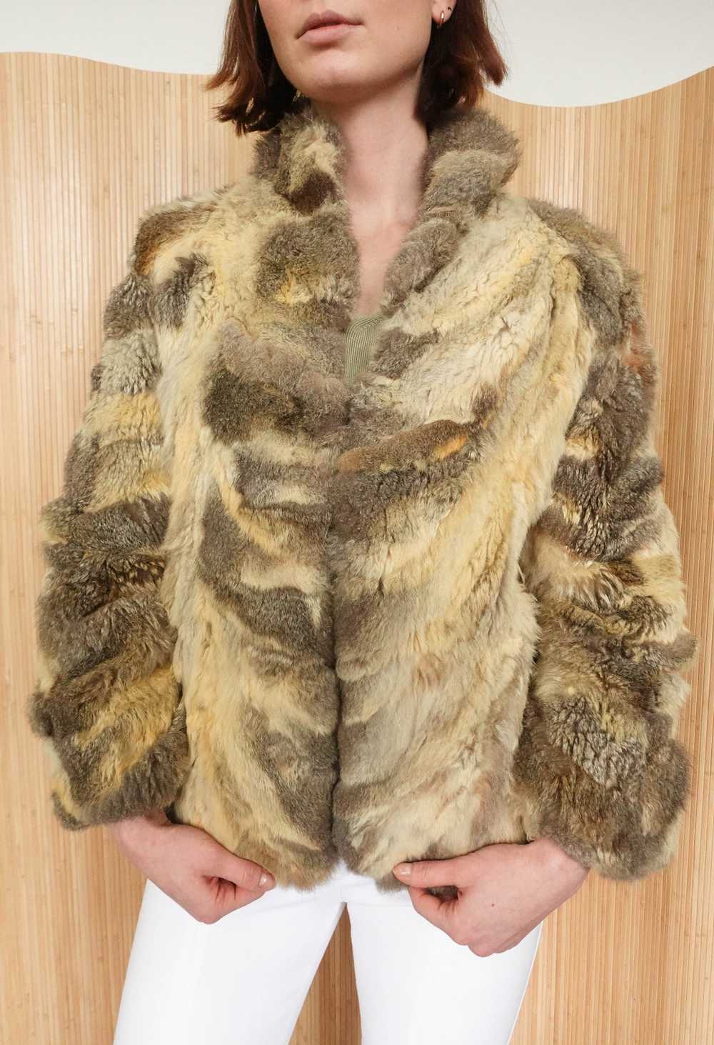 Vintage Cropped Fur Coat - image 3