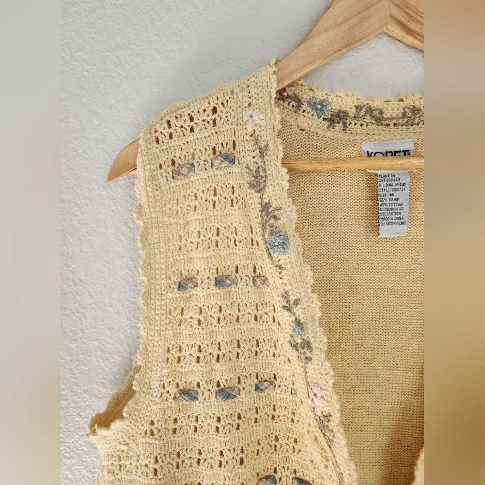 Koret Francisco Crochet Floral Grannycore Vest Si… - image 3
