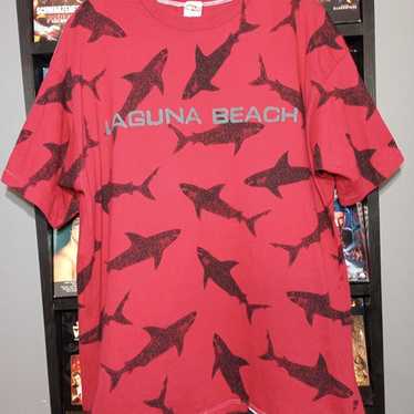 VTG Single Stitch Laguna Beach Red & Black Shark … - image 1