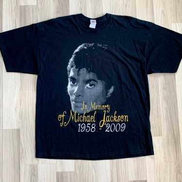 2009 Michael Jackson King Of Pop Memorial T-shirt.