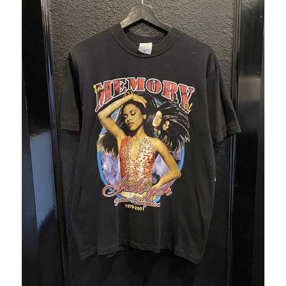 AALIYAH 2001 MEMORIAL RAP TEE - image 2