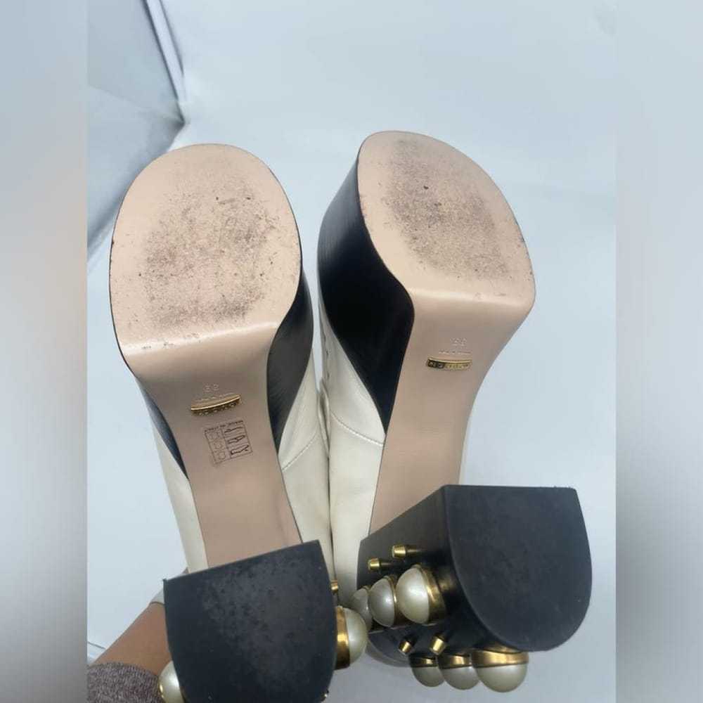 Gucci Malaga leather heels - image 11