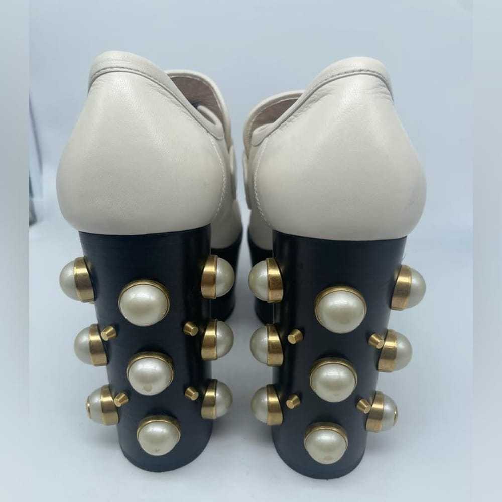 Gucci Malaga leather heels - image 7