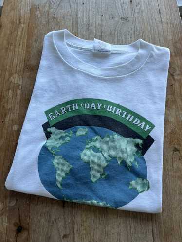 Art × Streetwear × Vintage Vintage Earth Day Birth