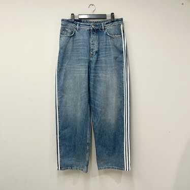 Balenciaga x adidas jeans - Gem Balenciaga x adidas jeans - Gem