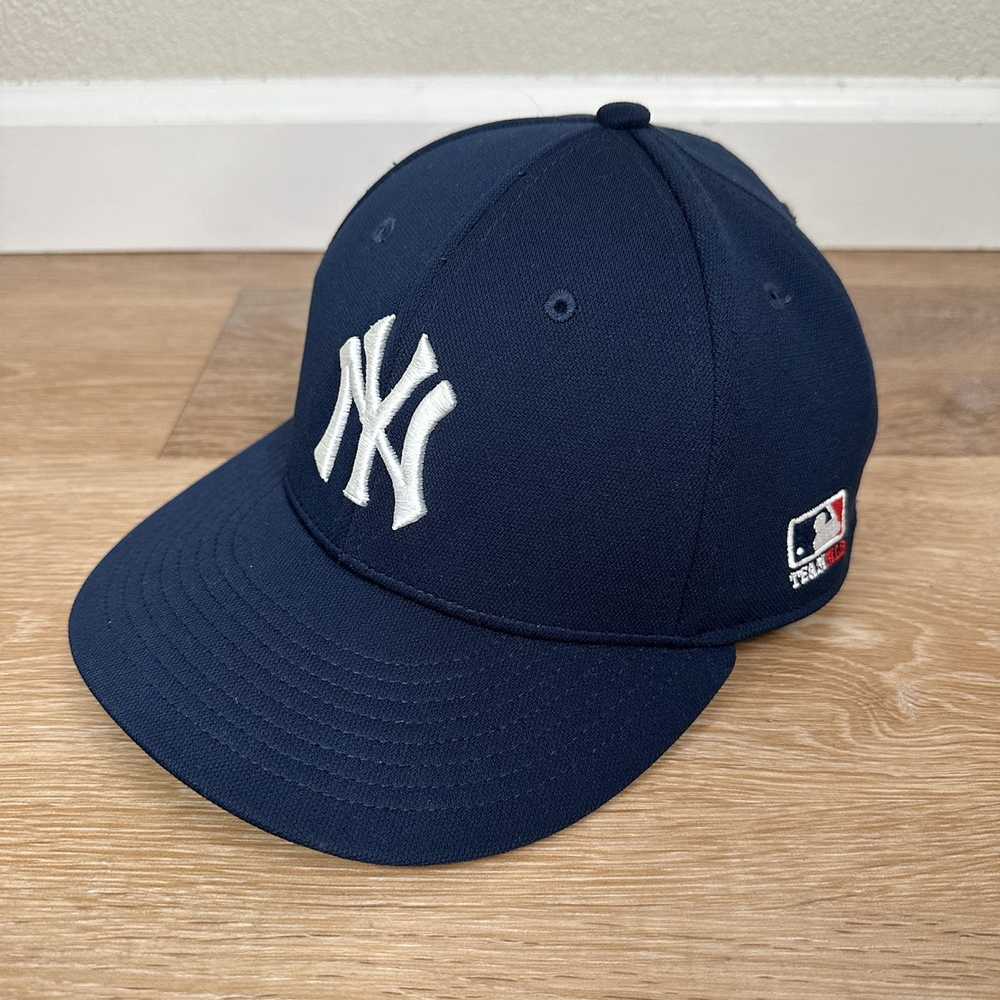 MLB Yankees Navy Blue Flex Fit Hat - image 2