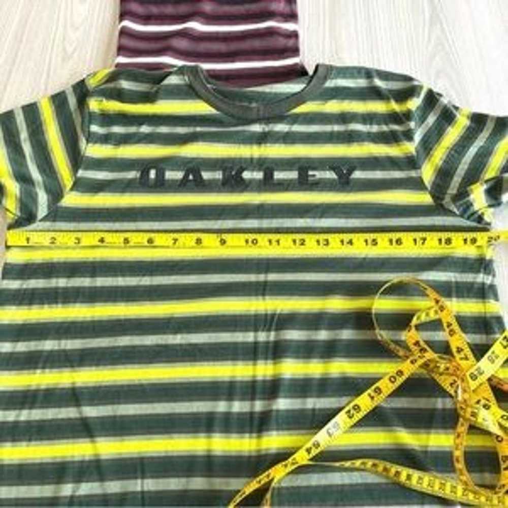 Lot of 2 Oakley Striped T-shirts Size Medium - image 4
