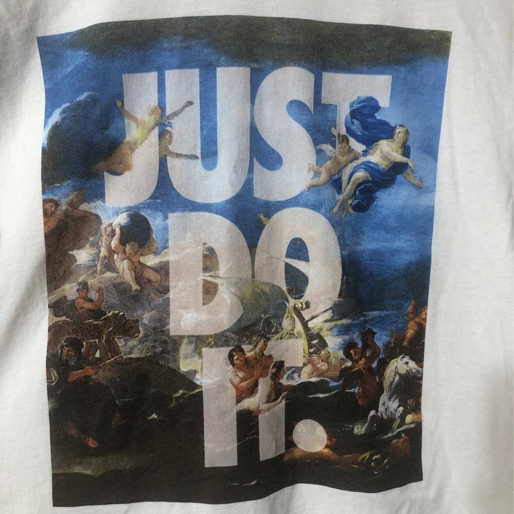Mens The Nike Tee size small athletic cut White a… - image 1