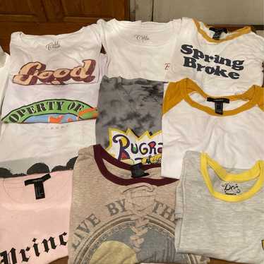 Forever 21 Bundle of T- Shirts