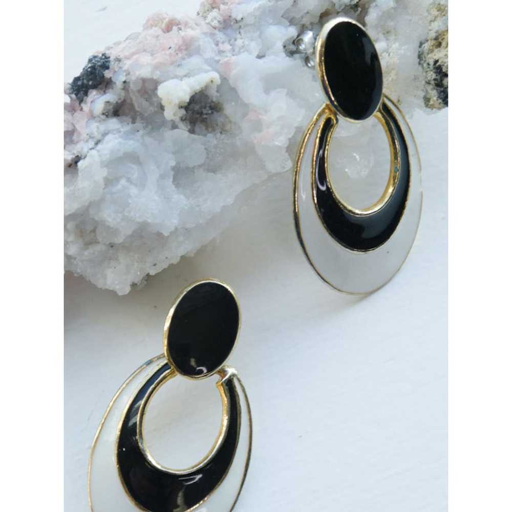 Black and White Door knocker Earrings - image 2