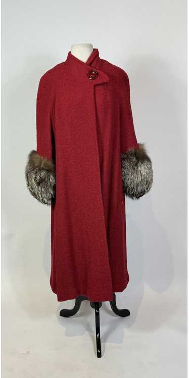 1930s - 1940s Red Boucle Wool Art Deco Fox Fur Tri