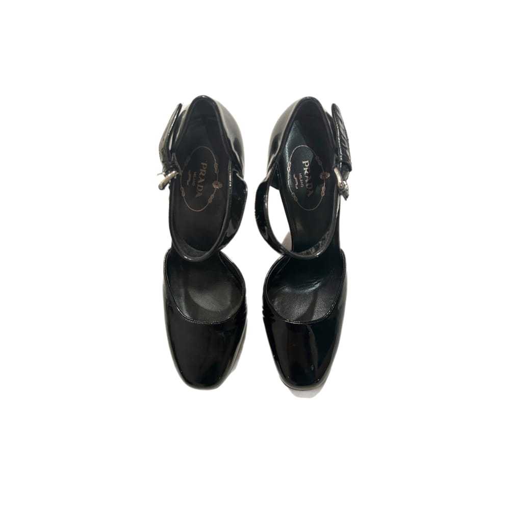 Prada Mary Jane patent leather heels - image 6