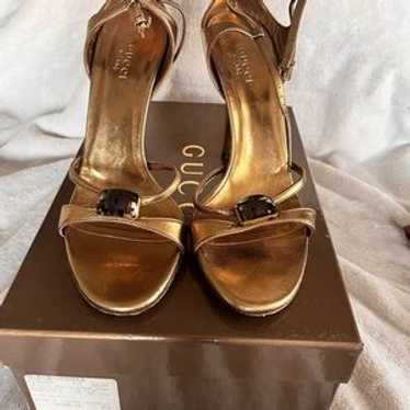 EU40 GUCCI グッチ サンダル パール Thong ゴールド 188A EU40 GUCCI グッチ サンダル パール Thong ゴールド 188A