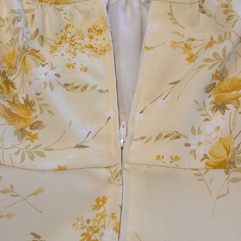 1970s  Maxi Dress 2 piece  pale yellow floral - image 8