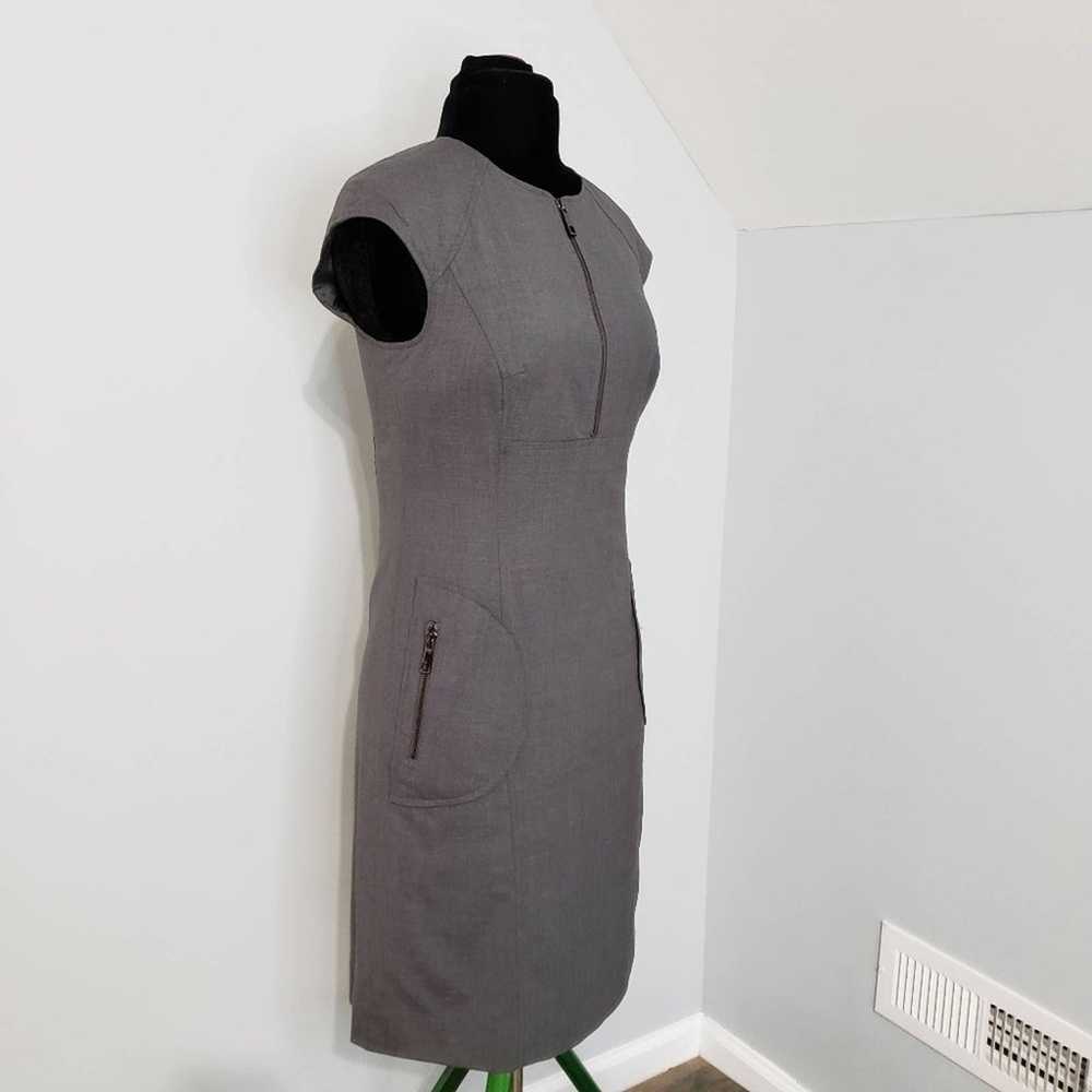 ECCOCI Gray Paneled Round Neck Cap Sleeve Zipper … - image 3