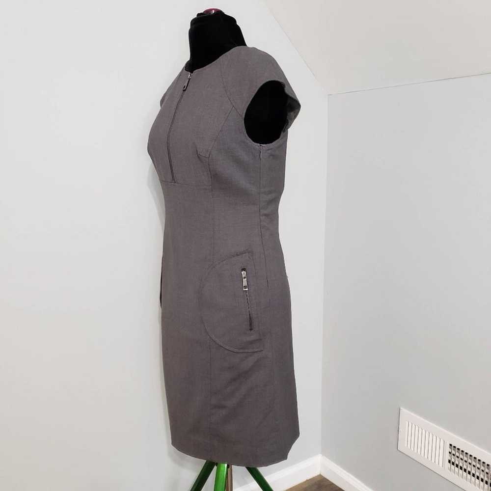 ECCOCI Gray Paneled Round Neck Cap Sleeve Zipper … - image 5