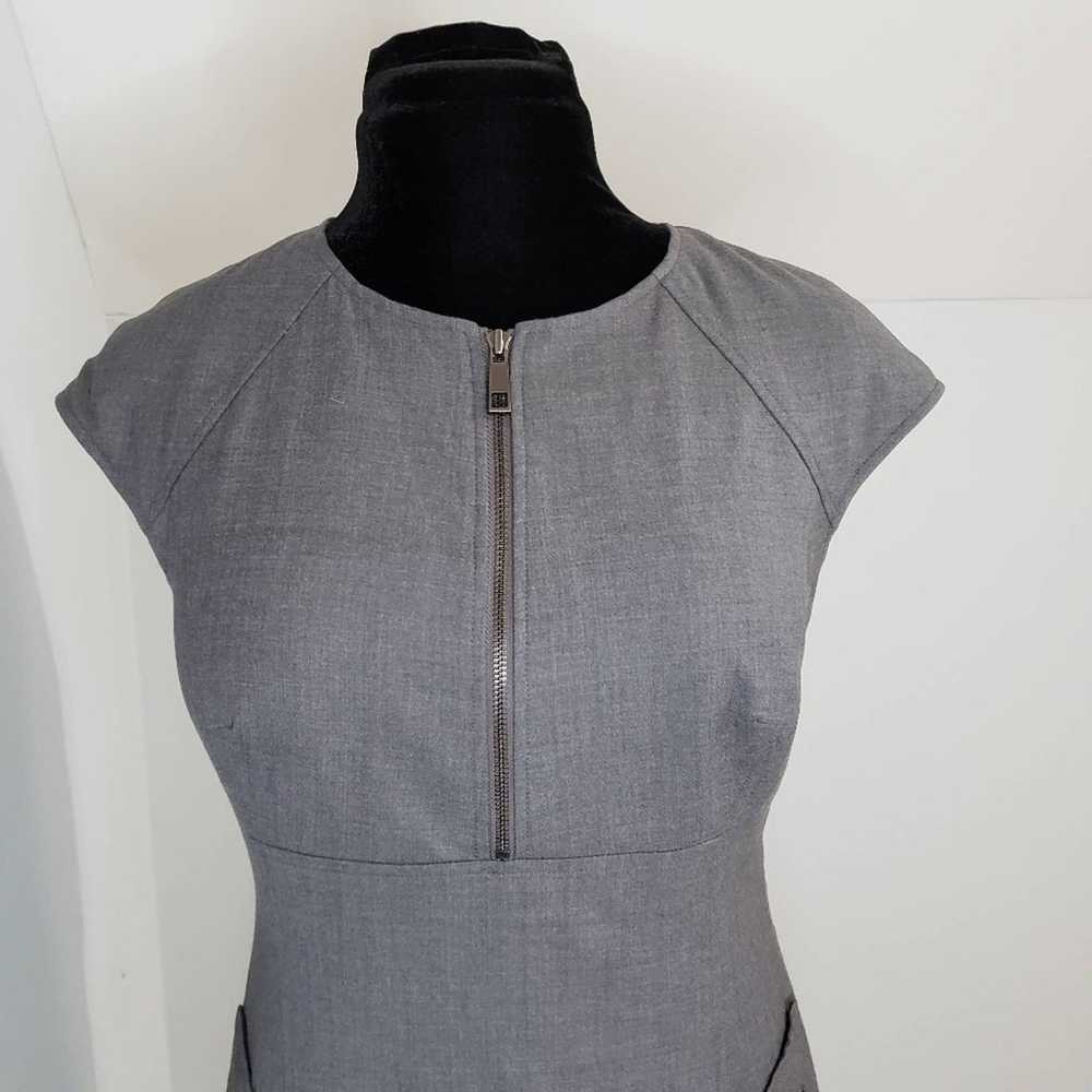 ECCOCI Gray Paneled Round Neck Cap Sleeve Zipper … - image 7