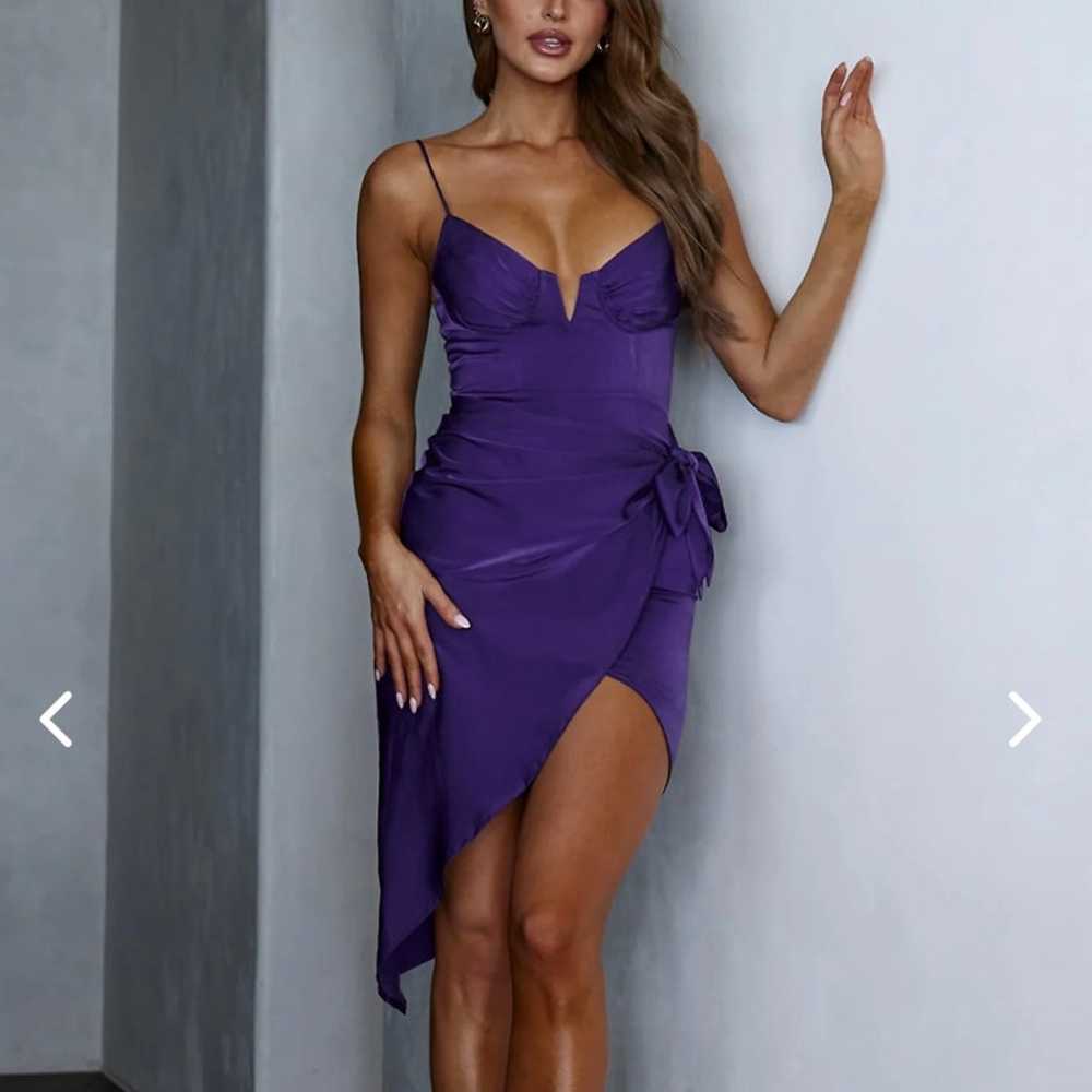 Deep v Purple Selfie Leslie Dress - Size Large - … - image 1