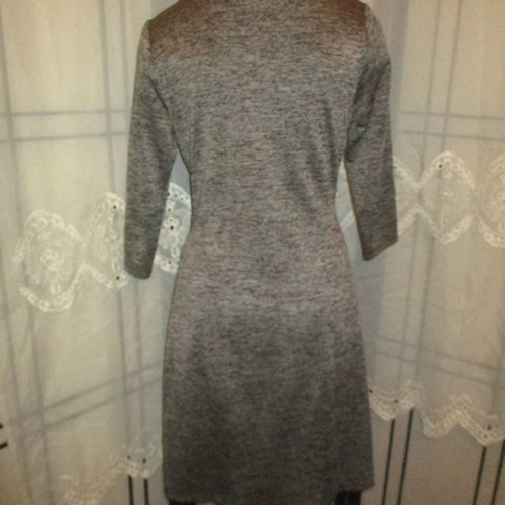 Ann Taylor 3/4 sleeve knit dress - image 5