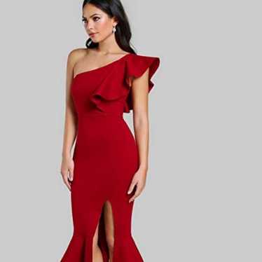 Beautiful Red Ruffled Dress. Size XL.
