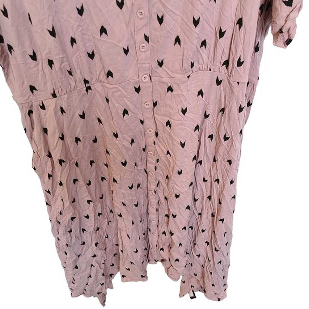 Torrid Womens 3X Pink Ikat Short Sleeves Button F… - image 3