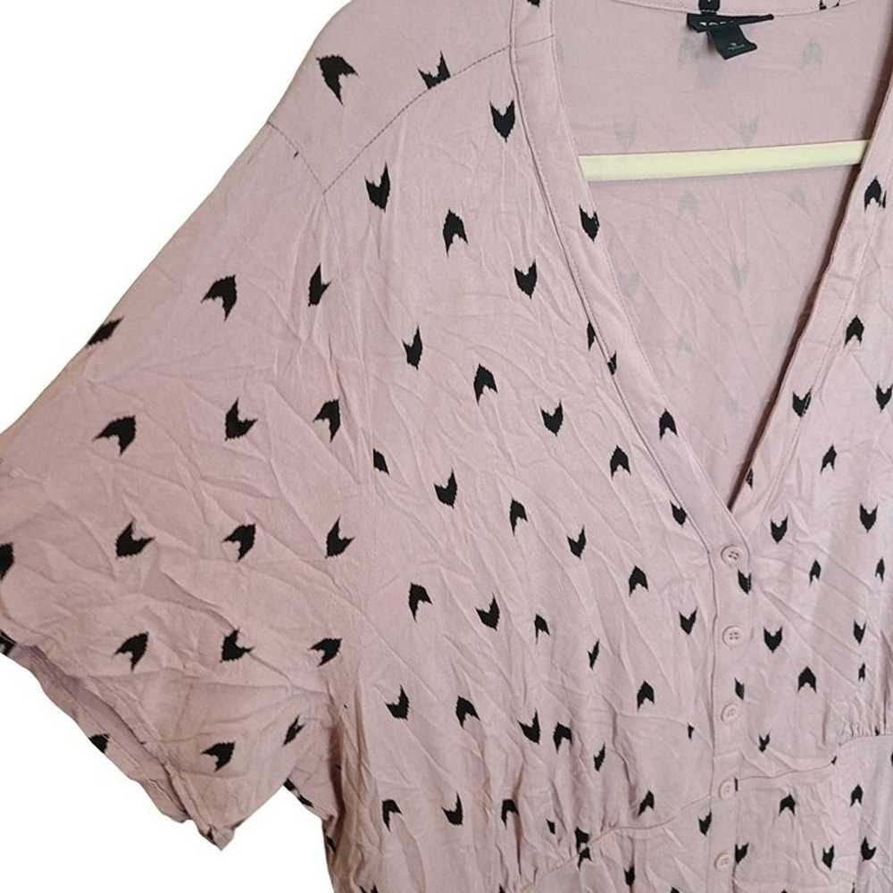 Torrid Womens 3X Pink Ikat Short Sleeves Button F… - image 4