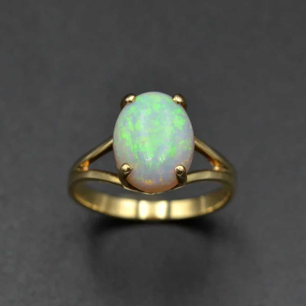 Vintage White Opal and 14k Gold Solitaire Ring - image 5