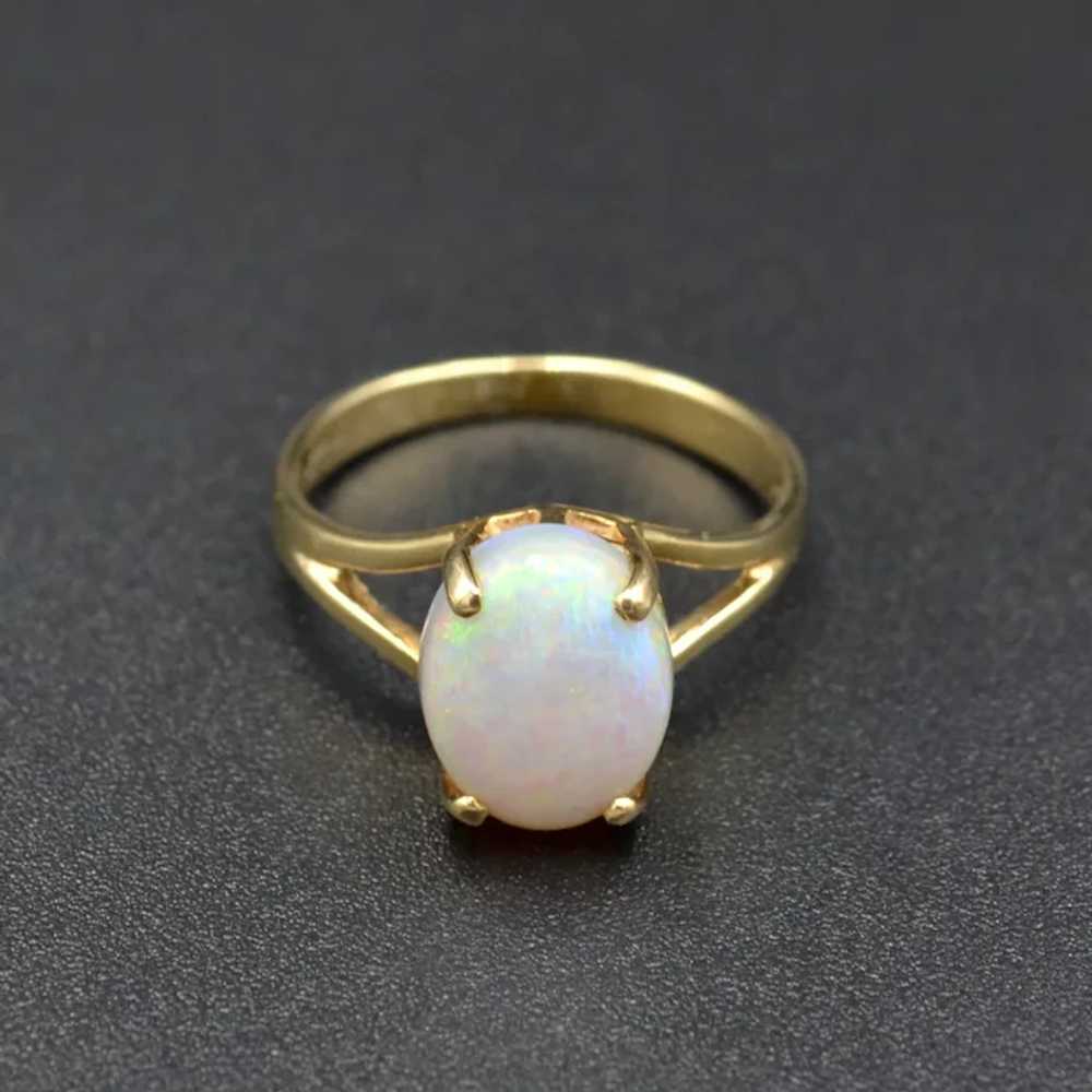 Vintage White Opal and 14k Gold Solitaire Ring - image 9