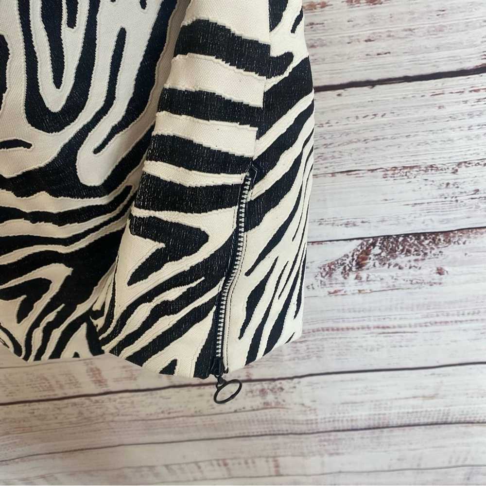 ALBERTO MAKALI zebra print v- neck sleeveless bod… - image 4