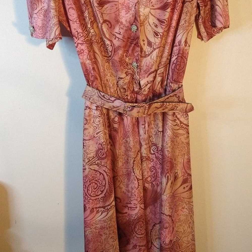 Vintage Vicki Wayne Pink Paisley Belted Shirt Dre… - image 1