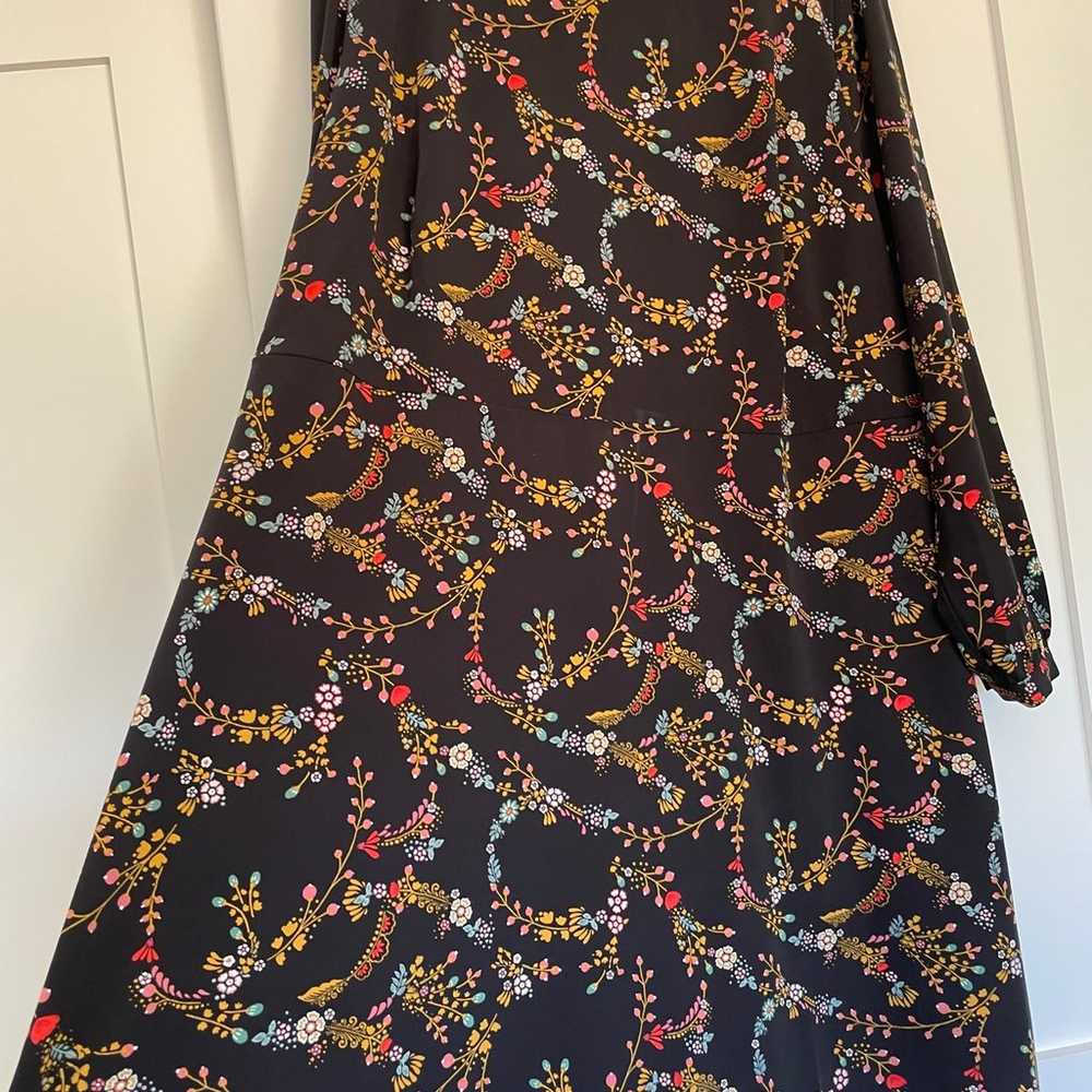 LOFT Plus black floral dress size 20 or 2XL - image 2