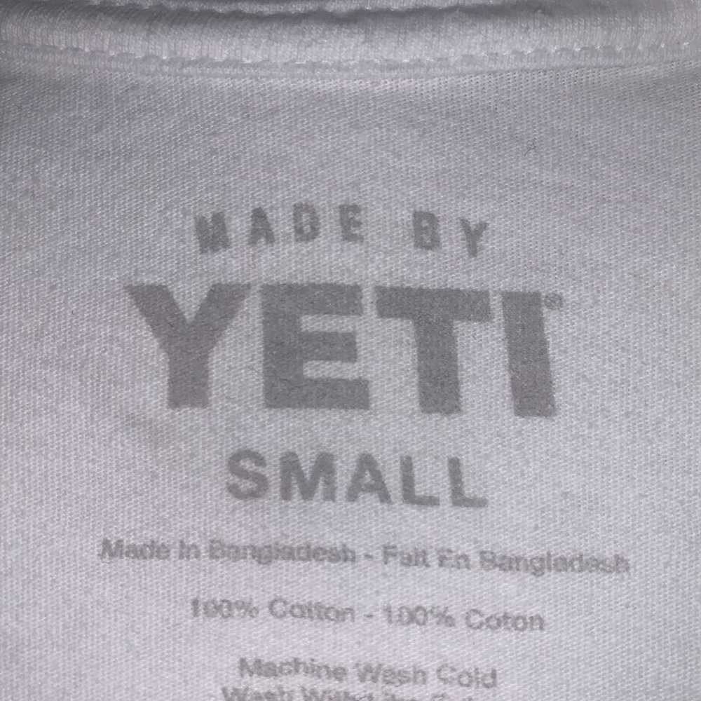 Adult small Tshirts (yeti and vineyard v - image 7