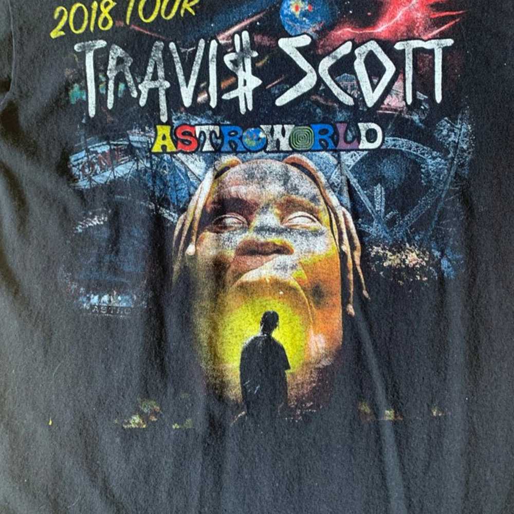 Travis Scott Astroworld 2018 Tour Shirt Size M - image 2