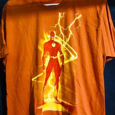 ORANGE THEORY FITNESS Men's Orange Logo Splat Shirt Small