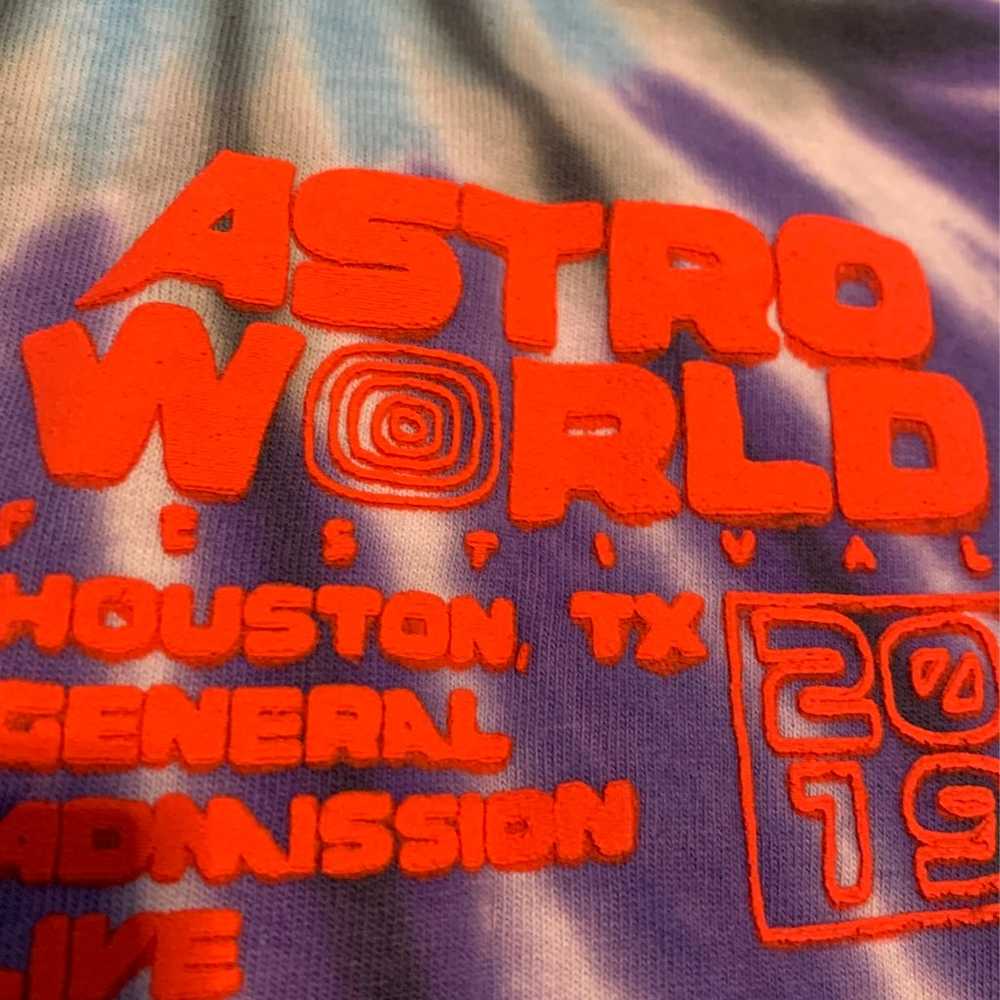 Astro world shirt sz M - image 6