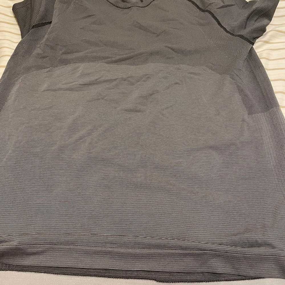 Lululemon shirt - image 5