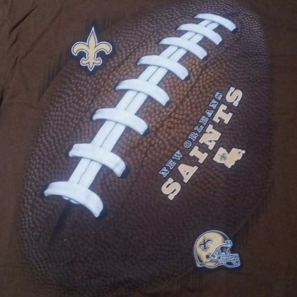 Vintage New Orleans Saints Football t shirt and N… - image 3