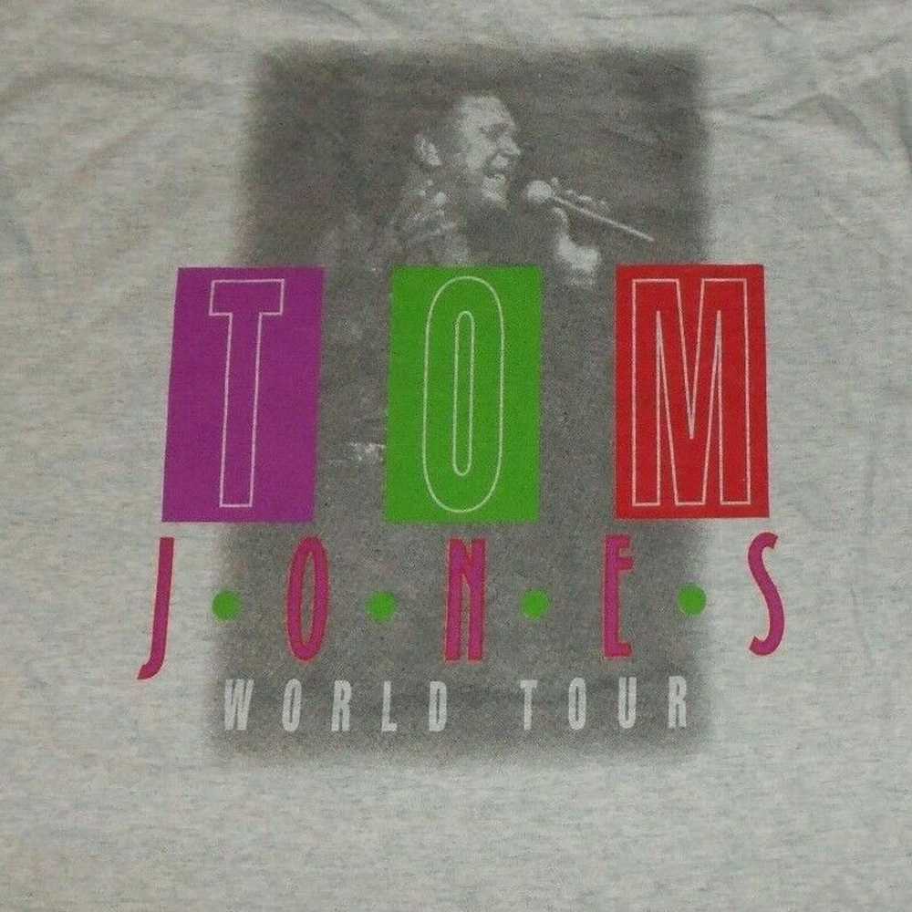 vintage Tom Jones World Tour t shirt - image 5