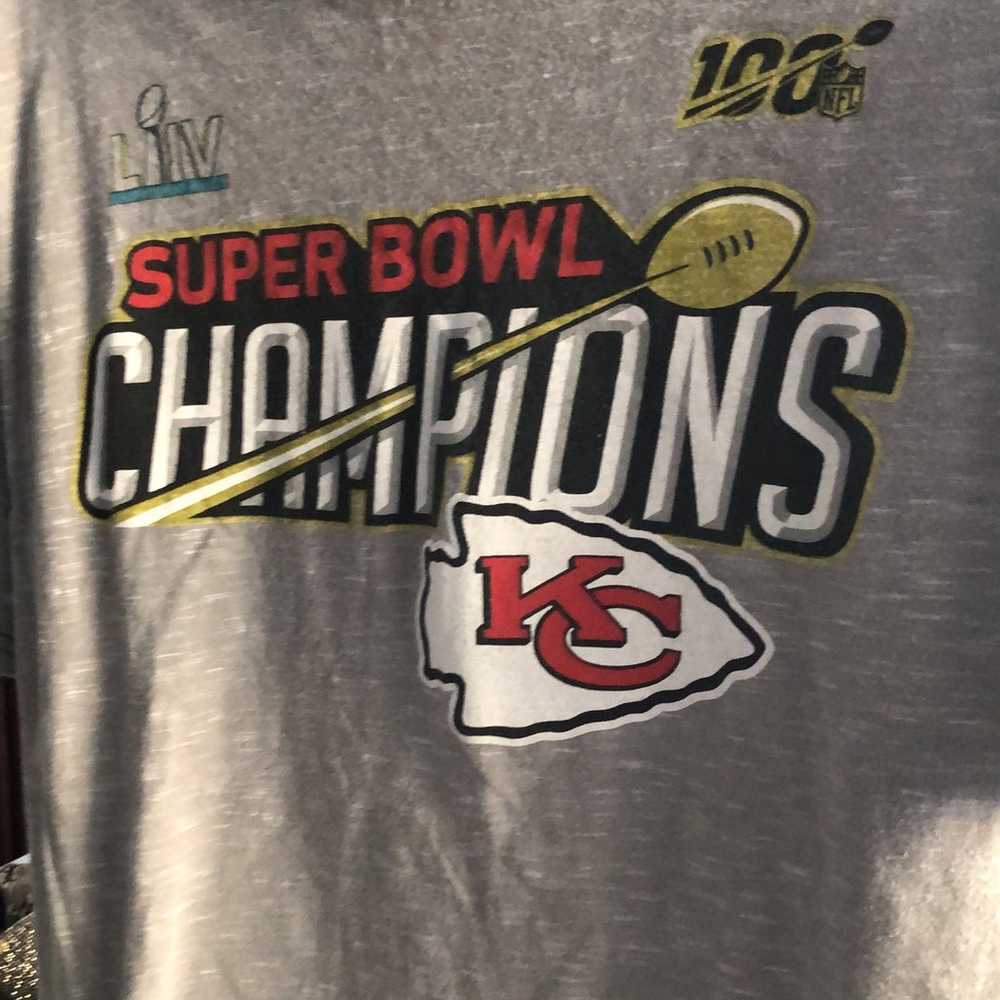 SIZE LARGE LIV SUPERBOWL CHAMPIONS NFL KANSAS CIT… - image 4